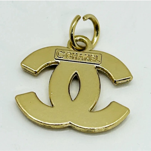 Chanel Zipper Pull Pendant, White Quilted, Gold, 22mm, Stamped - Picture 8 of 11
